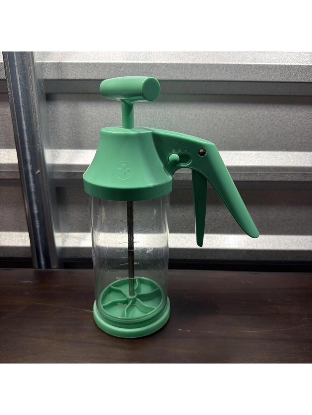 Pampered Chef Batter Mixer & Dispenser #10082, Pre-owned, Lightly Used, Teal *